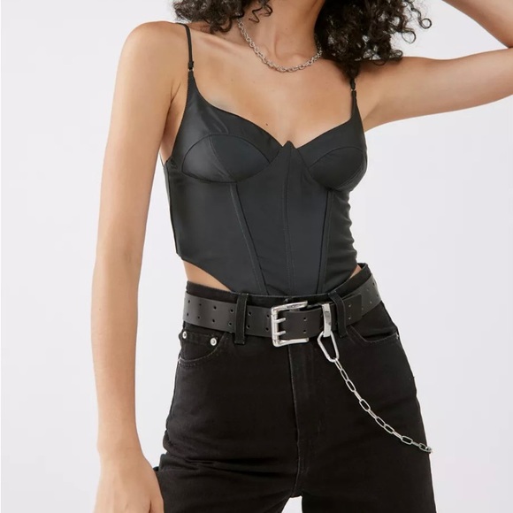 Urban Outfitters Tops - 🎉SOLD!🎉 NWT Urban Outfitters Karissa Bustier Top